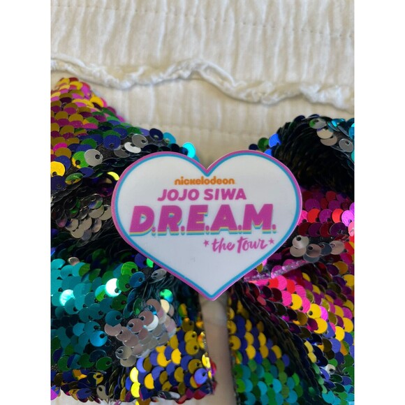 Nickelodeon JoJo Siwa D.R.E.A.M The Tour Merch Bow Glows Large Sequins Rainbow - Picture 3 of 7